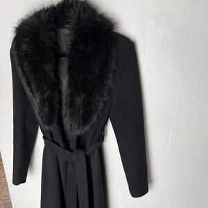 Mango Coat- removable faux fur collar
